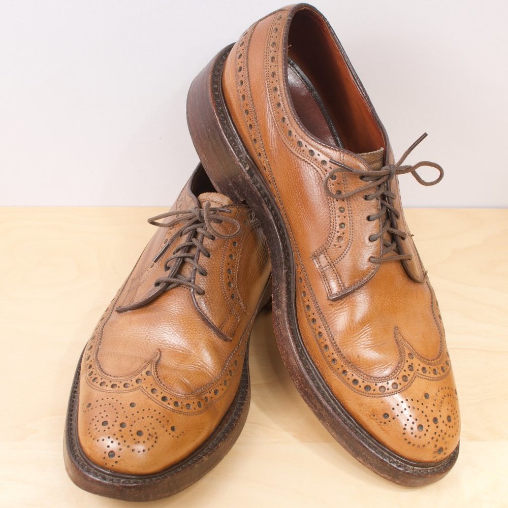 VTG Florsheim Imperial McHale 🇨🇦 9D Longwing 93602 Nailed Heel Double Sole